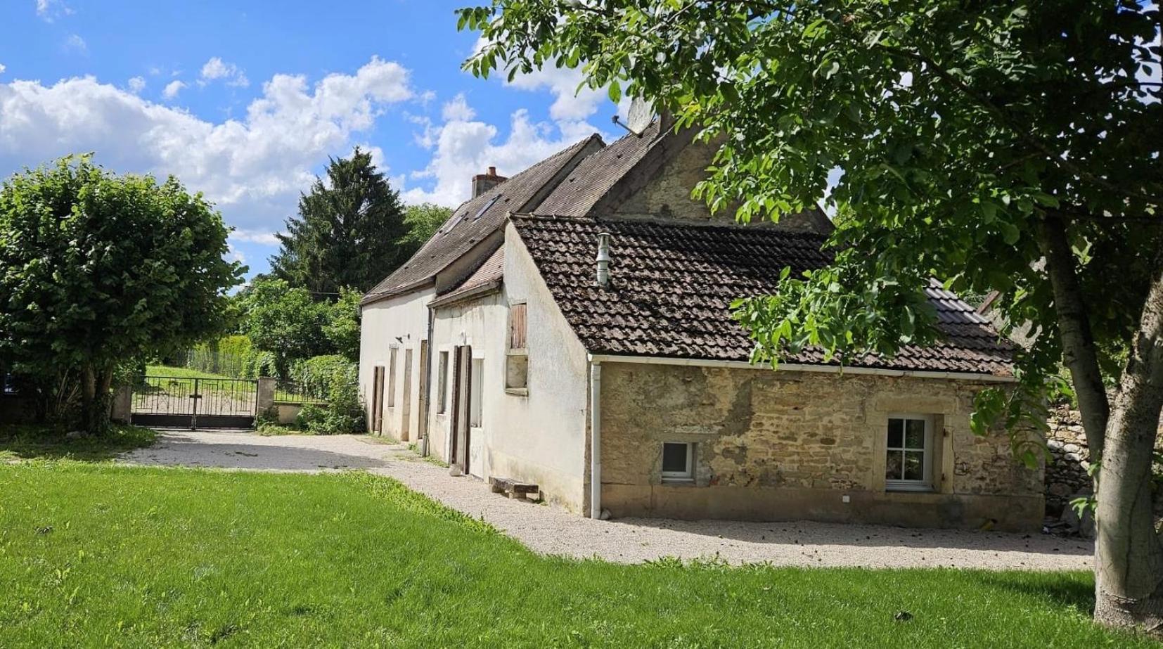 Maison De Vacances Gilly-lès-Cîteaux Екстериор снимка